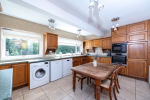 Breakfast kitchen- click for photo gallery